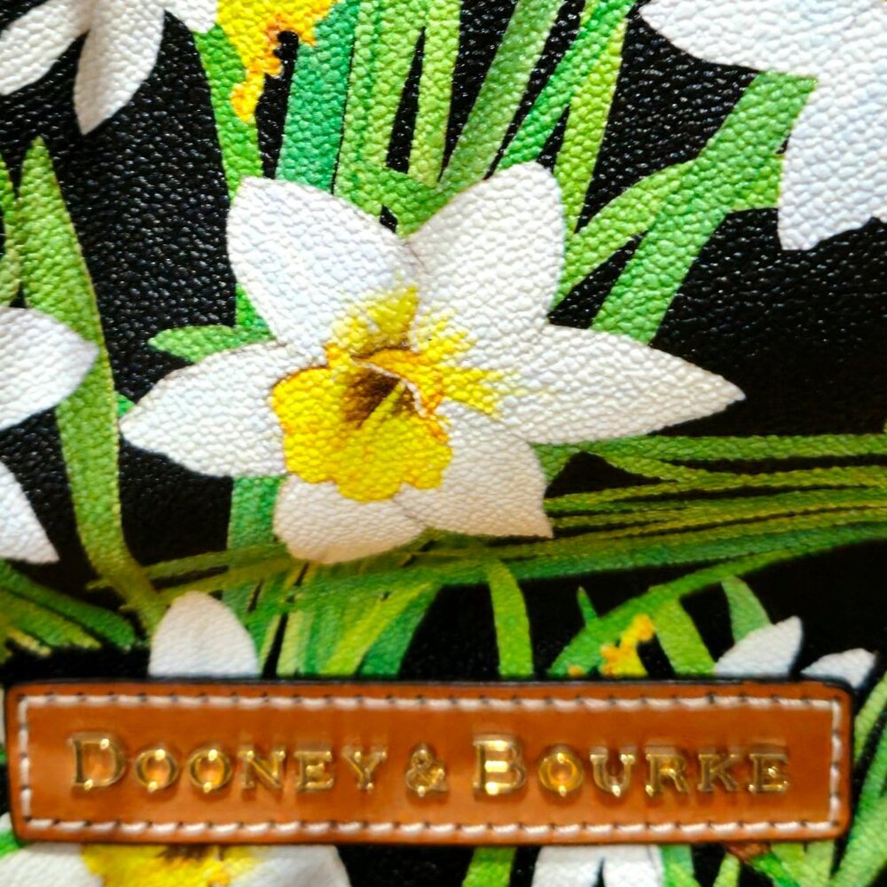 Dooney & Bourke Daffodil Drawstring Bucket Bag and Key Chain Purse - Picture 4 of 16